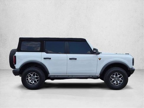 Certified 2023 Ford Bronco Badlands AWD/4WD image 4