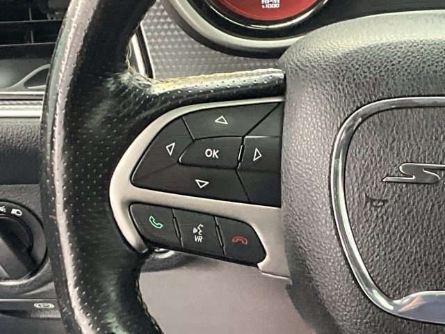 Used 2016 Dodge Challenger SRT Hellcat RWD image 21