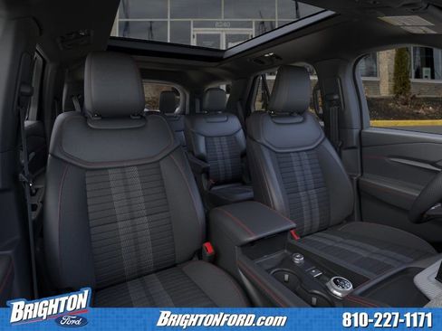Used 2026 Ford Explorer ST-Line w/ ST-Line Street Pack AWD/4WD image 10