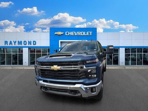 New 2026 Chevrolet Silverado 2500 LT w/ All Star Edition AWD/4WD image 8