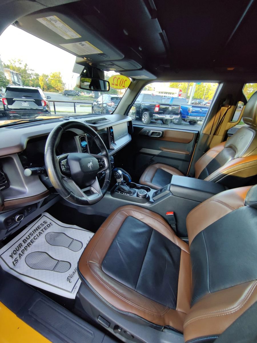Used 2022 Ford Bronco Outer Banks AWD/4WD image 15