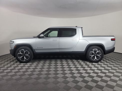 Used 2024 Rivian R1T Adventure Dual AWD/4WD image 2