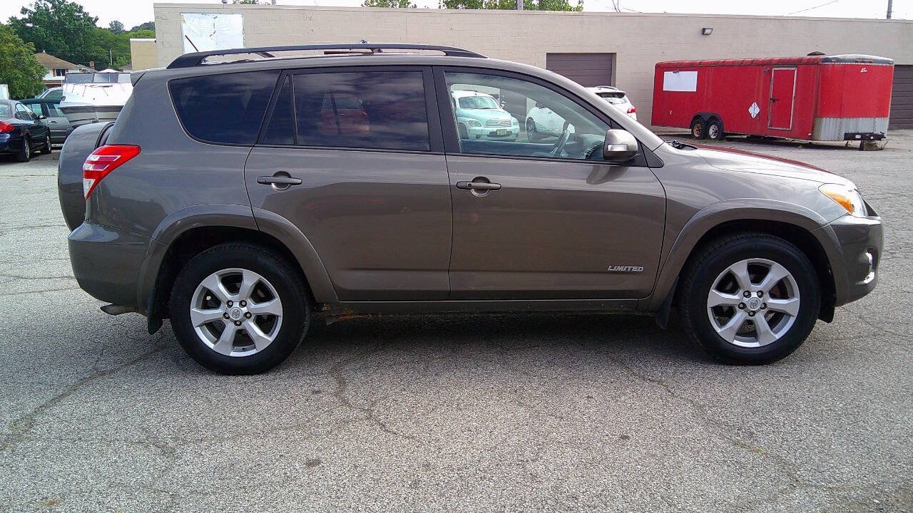 Used 2012 Toyota RAV4 Limited w/ Premium Plus Value Pkg AWD/4WD image 4
