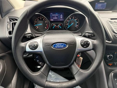 Used 2015 Ford Escape SE FWD image 3