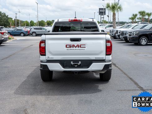 Used 2025 GMC Canyon Elevation w/ Convenience Package AWD/4WD image 4