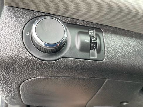 Used 2016 Chevrolet Sonic LT image 16