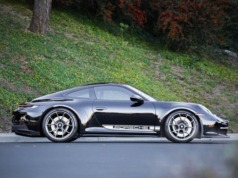 Used 2024 Porsche 911 GT3 image 31