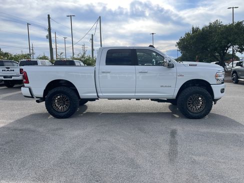 Used 2024 RAM 2500 Laramie w/ Safety Group AWD/4WD image 10