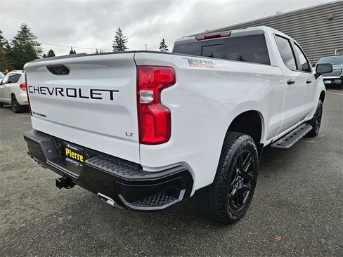 Used 2025 Chevrolet Silverado 1500 LT Trail Boss w/ Convenience Package II image 5