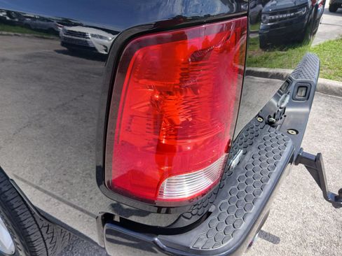 Used 2016 RAM 1500 Express w/ Black Ram 1500 Express Group AWD/4WD image 12