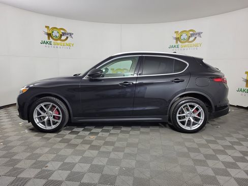 Used 2019 Alfa Romeo Stelvio Ti Lusso w/ Quick Order Package 22X Lusso image 4