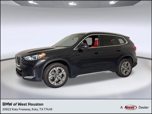 Certified 2025 BMW X1 xDrive28i w/ Technology Package AWD/4WD image 1
