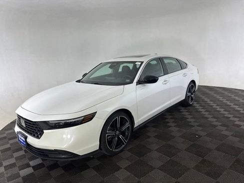 Certified 2024 Honda Accord Sport image 4