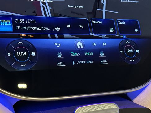 New 2026 Mercedes-Benz EQS 400 4MATIC SUV image 21