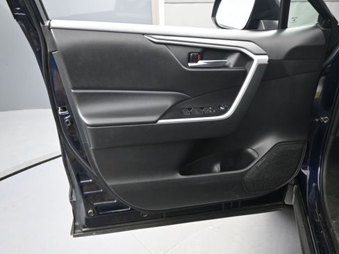 Used 2024 Toyota RAV4 XLE image 15