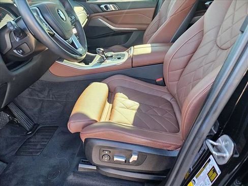 Used 2023 BMW X5 xDrive40i w/ Parking Assistance Package image 15