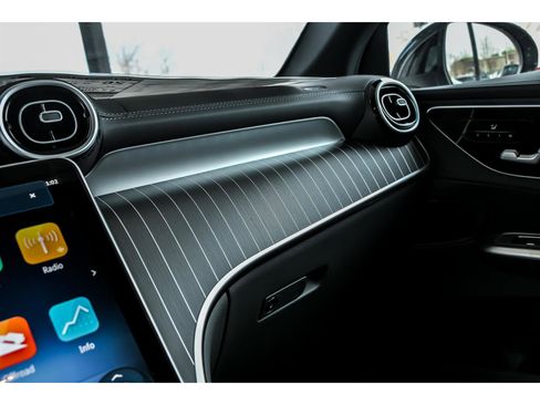 New 2026 Mercedes-Benz GLC 300 4MATIC image 18