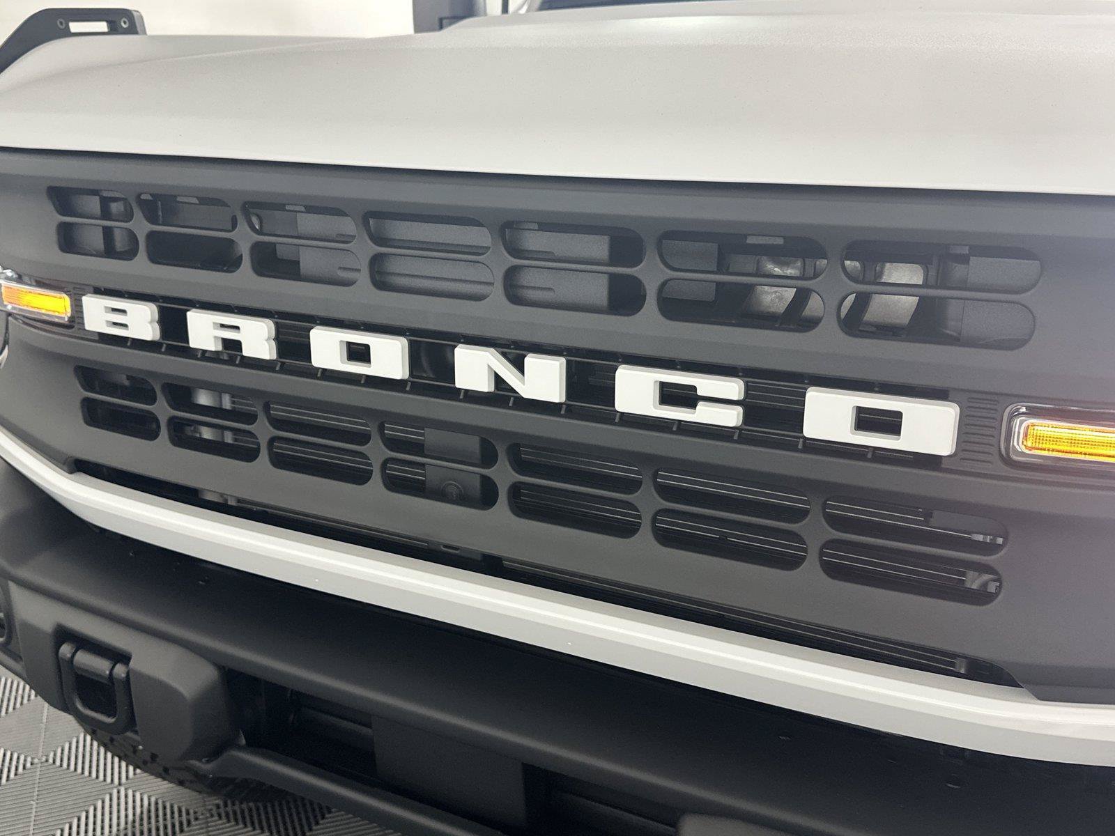 New 2026 Ford Bronco Big Bend w/ Black Diamond Package AWD/4WD image 14