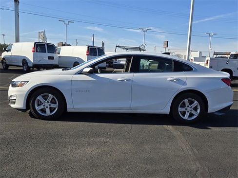 Used 2025 Chevrolet Malibu LS w/ Driver Confidence Package image 6
