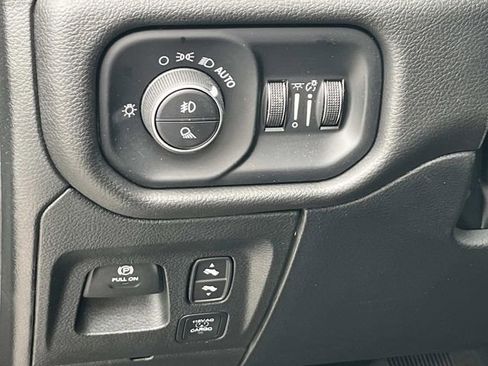 Used 2025 RAM 1500 Big Horn AWD/4WD image 27