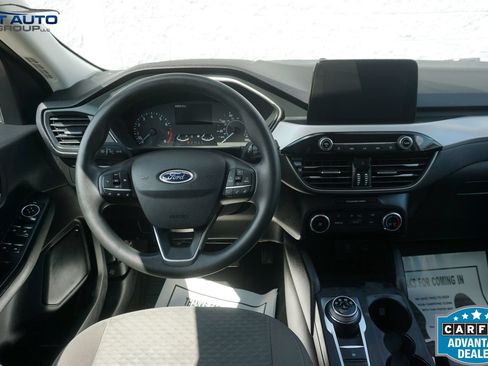Used 2022 Ford Escape SE FWD image 29