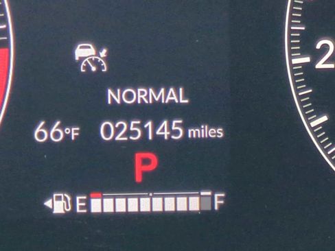 Used 2023 Honda HR-V LX image 12