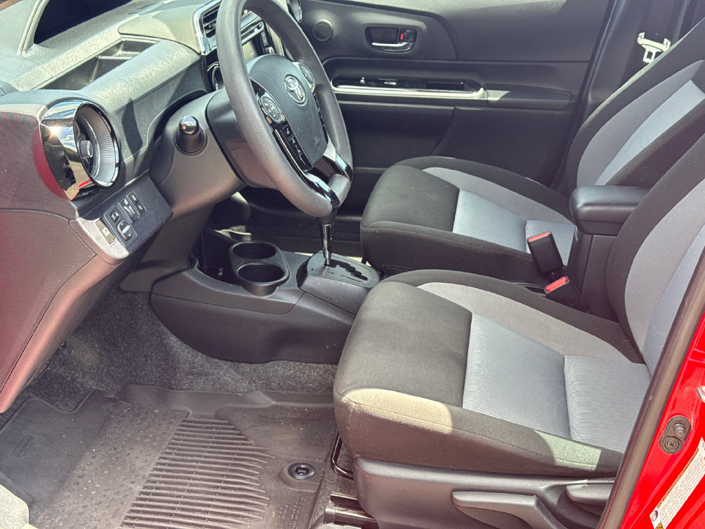 Used 2019 Toyota Prius C FWD image 9