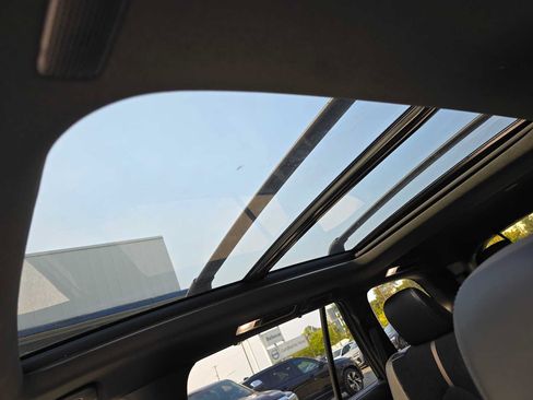 Used 2025 Toyota Grand Highlander AWD Hybrid image 24