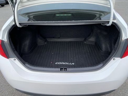 Used 2017 Toyota Corolla SE image 15