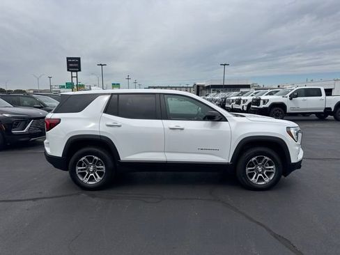 Used 2026 GMC Terrain Elevation AWD/4WD image 2