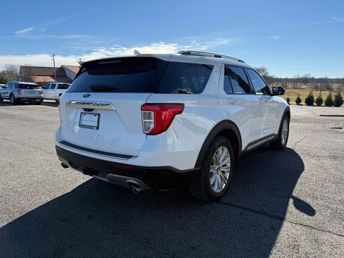 Used 2020 Ford Explorer Limited w/ Class III Trailer Tow Package image 4