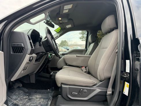 Used 2018 Ford F150 XLT w/ Equipment Group 302A Luxury image 19