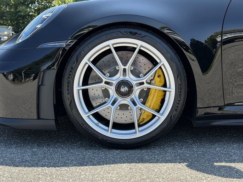 Certified 2026 Porsche 911 GT3 RWD image 11