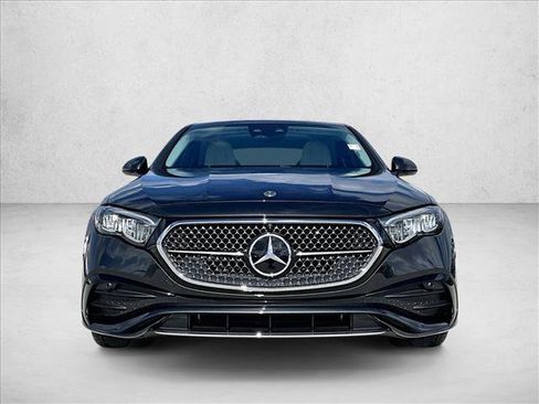 Used 2026 Mercedes-Benz E 450 4MATIC Sedan image 3