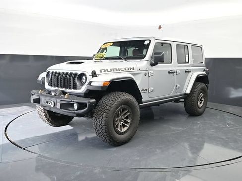 Used 2024 Jeep Wrangler Unlimited Rubicon 392 AWD/4WD image 3