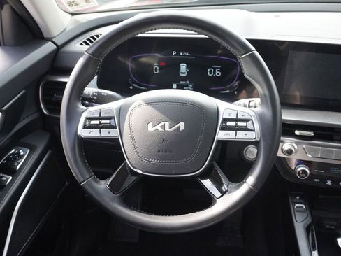 Used 2024 Kia Telluride S w/ S Sunroof Package image 37