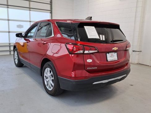 Used 2024 Chevrolet Equinox LT FWD image 8