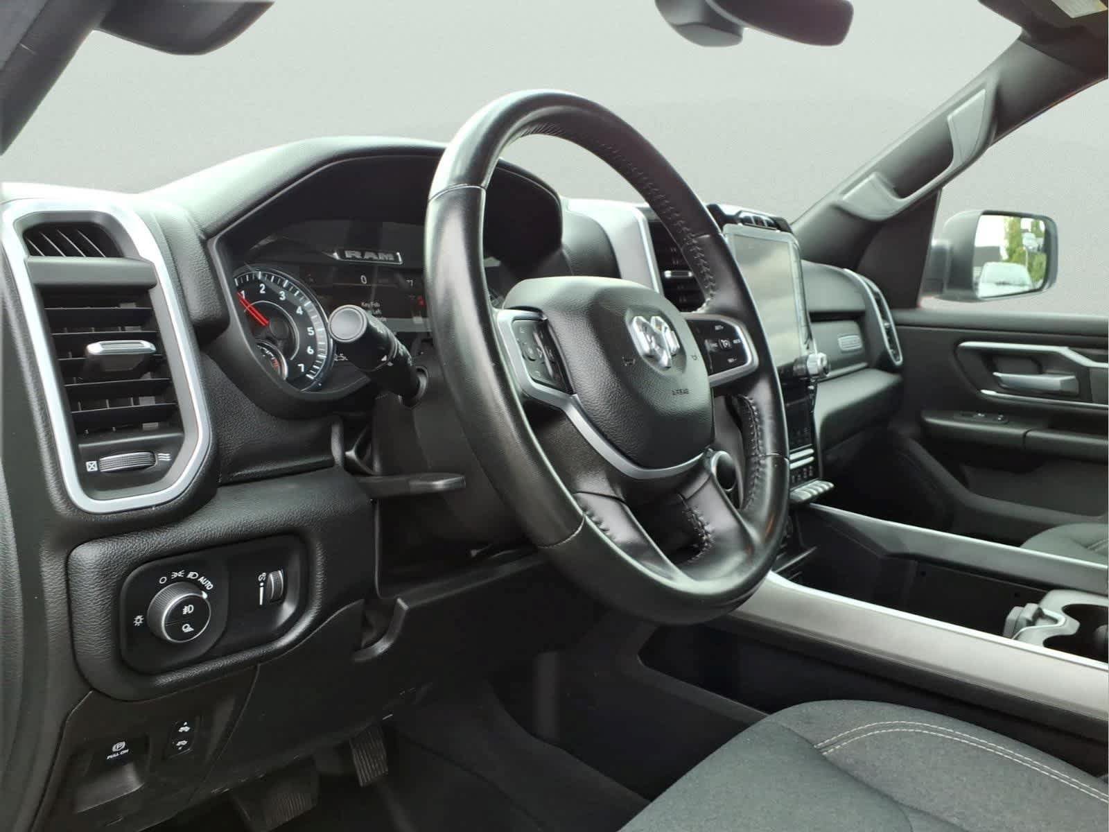 Used 2022 RAM 1500 Big Horn AWD/4WD image 13