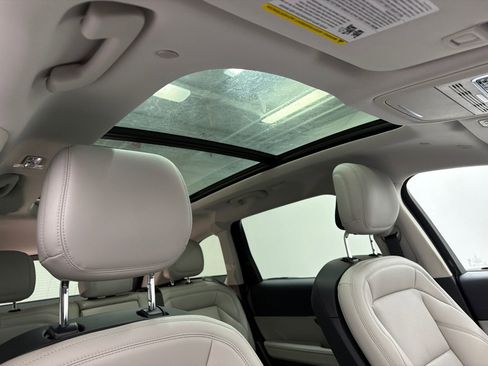 New 2026 Lincoln Nautilus Premier w/ Equipment Group 102A image 13