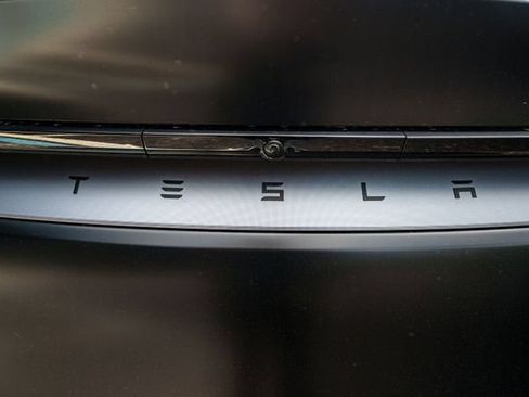Used 2026 Tesla Model Y 2WD image 24