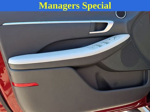 Used 2024 Hyundai Sonata SEL FWD image 12