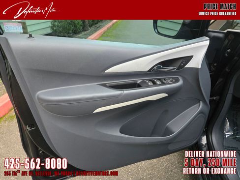 Used 2017 Chevrolet Bolt LT image 17