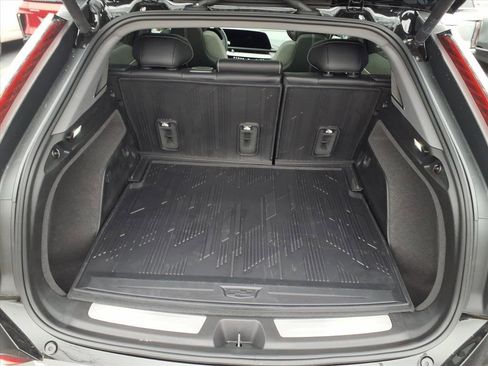 New 2025 Cadillac Optiq Luxury 1 w/ LPO, ONYX Package image 13