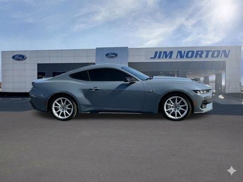 Used 2024 Ford Mustang GT Premium RWD image 3