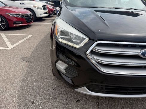 Used 2017 Ford Escape Titanium w/ Equipment Group 301A AWD/4WD image 13