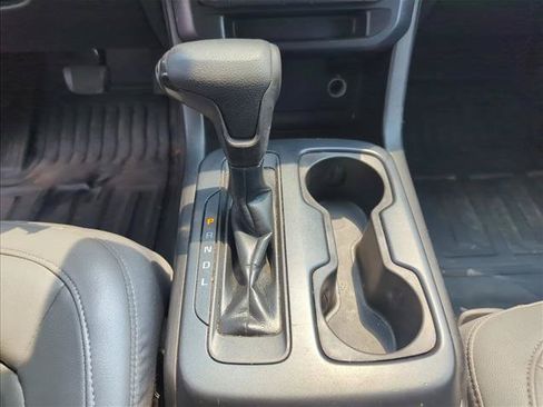 Used 2018 Chevrolet Colorado W/T RWD image 14