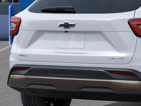 New 2026 Chevrolet Trax ACTIV w/ Driver Confidence Package image 14