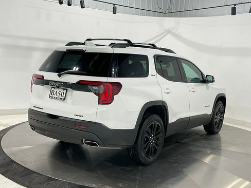 Used 2022 GMC Acadia SLT w/ Elevation Edition image 11