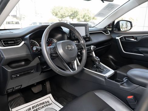 Used 2022 Toyota RAV4 XLE Premium FWD image 19