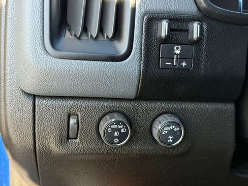 Used 2018 Chevrolet Colorado Z71 image 33